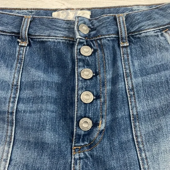 We Thee Free Shorts Size 27 - Picture 2 of 10